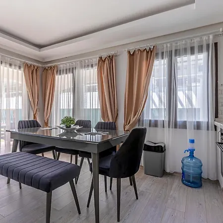 شقة Cozy 2 Bedroom *